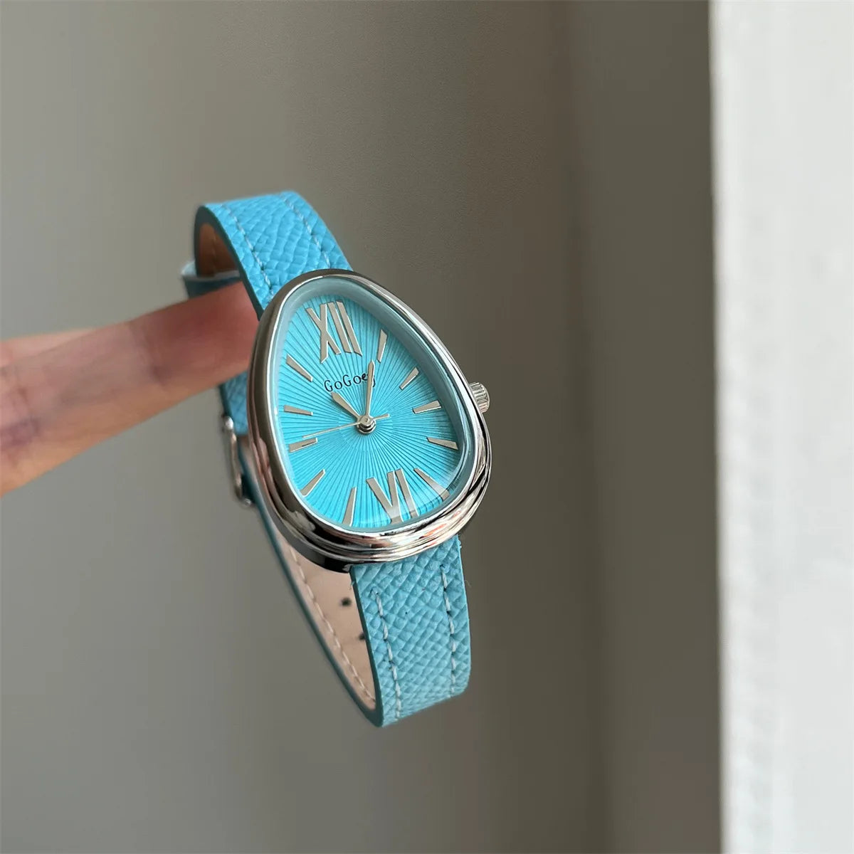 Luxury Brand Women Snake Dial Watch