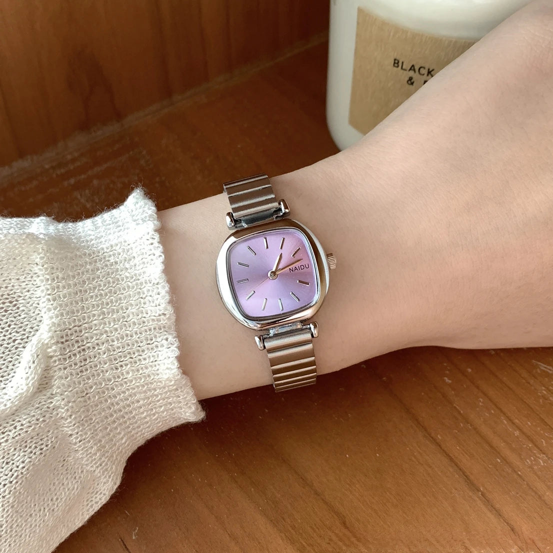 Brand Women Quartz Watch