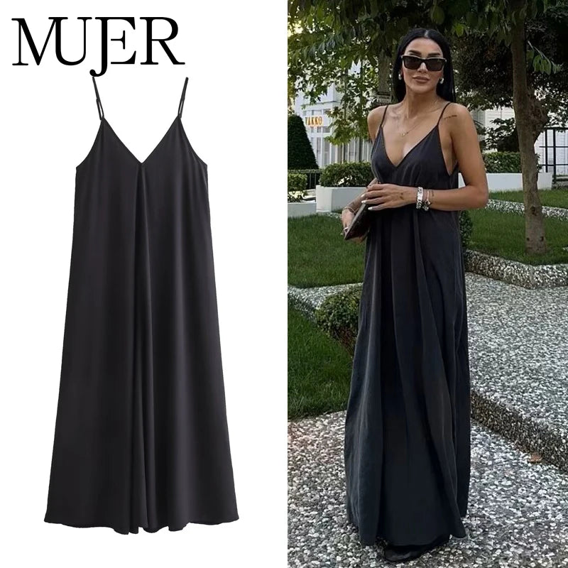 The MUJER Obsidian Drape Maxi